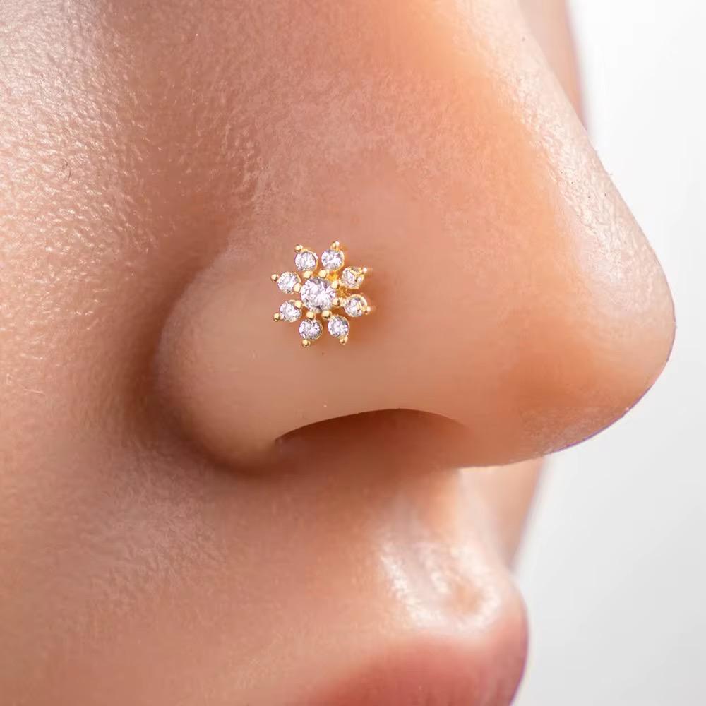 Star Nose Peircing
