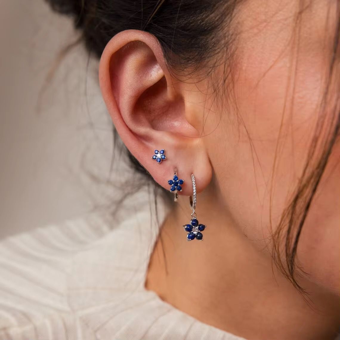 Retro Blue Stoned Earring